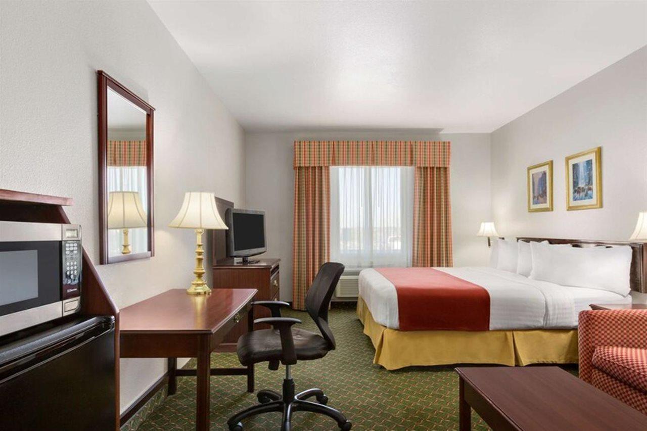 Country Inn & Suites By Radisson, Fort Worth West L-30 Nas Jrb Екстер'єр фото